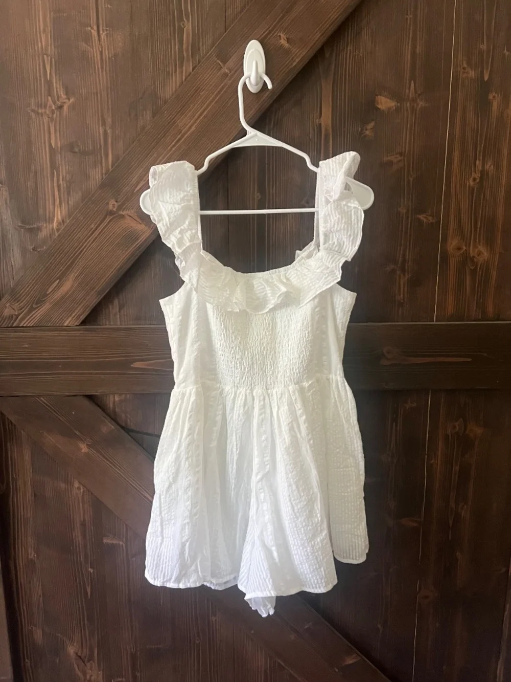 Aerie White Textured Ruffle Romper NWT | Sleeveless Button Front - Picture 2 of 4